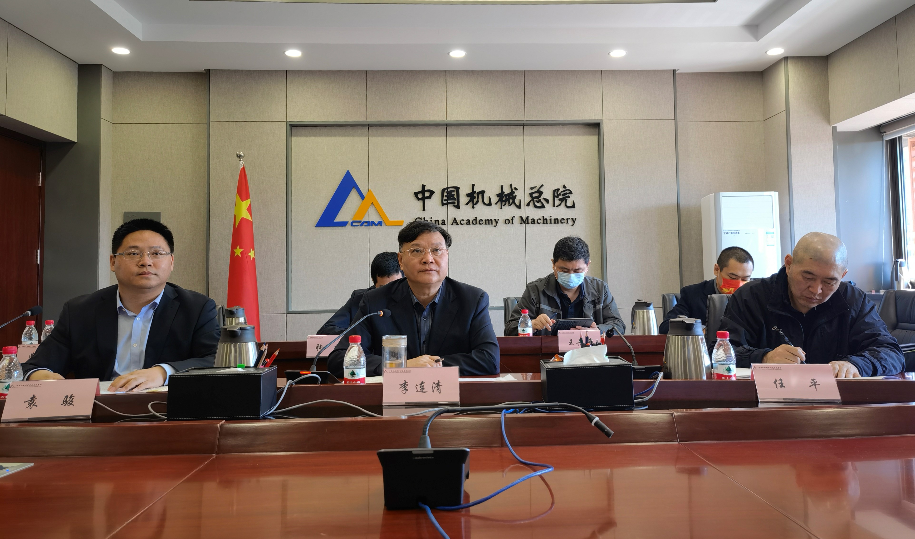 集團(tuán)會場照片1a.jpg 集團(tuán)會場照片1a.jpg